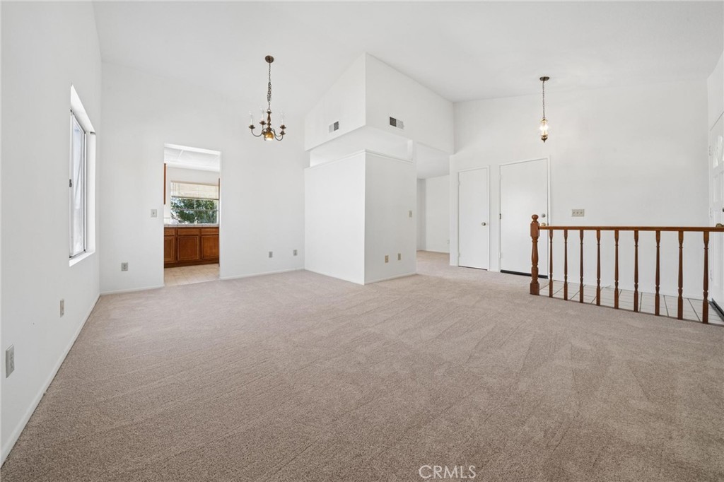 31918 Gelding Road Castaic, CA 91384 - Photo 8 of 43