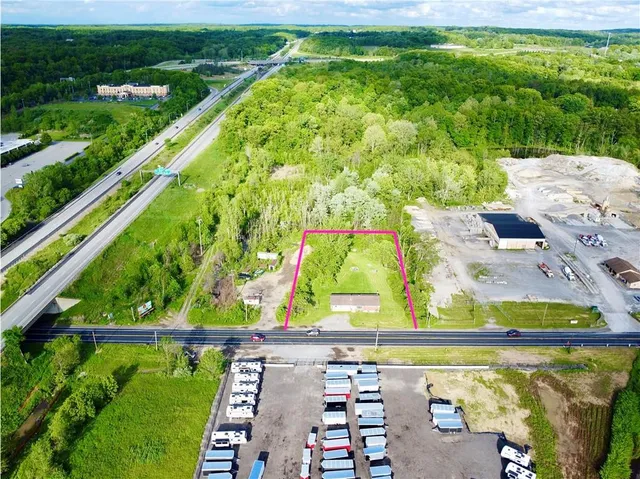 a view of an outdoor space