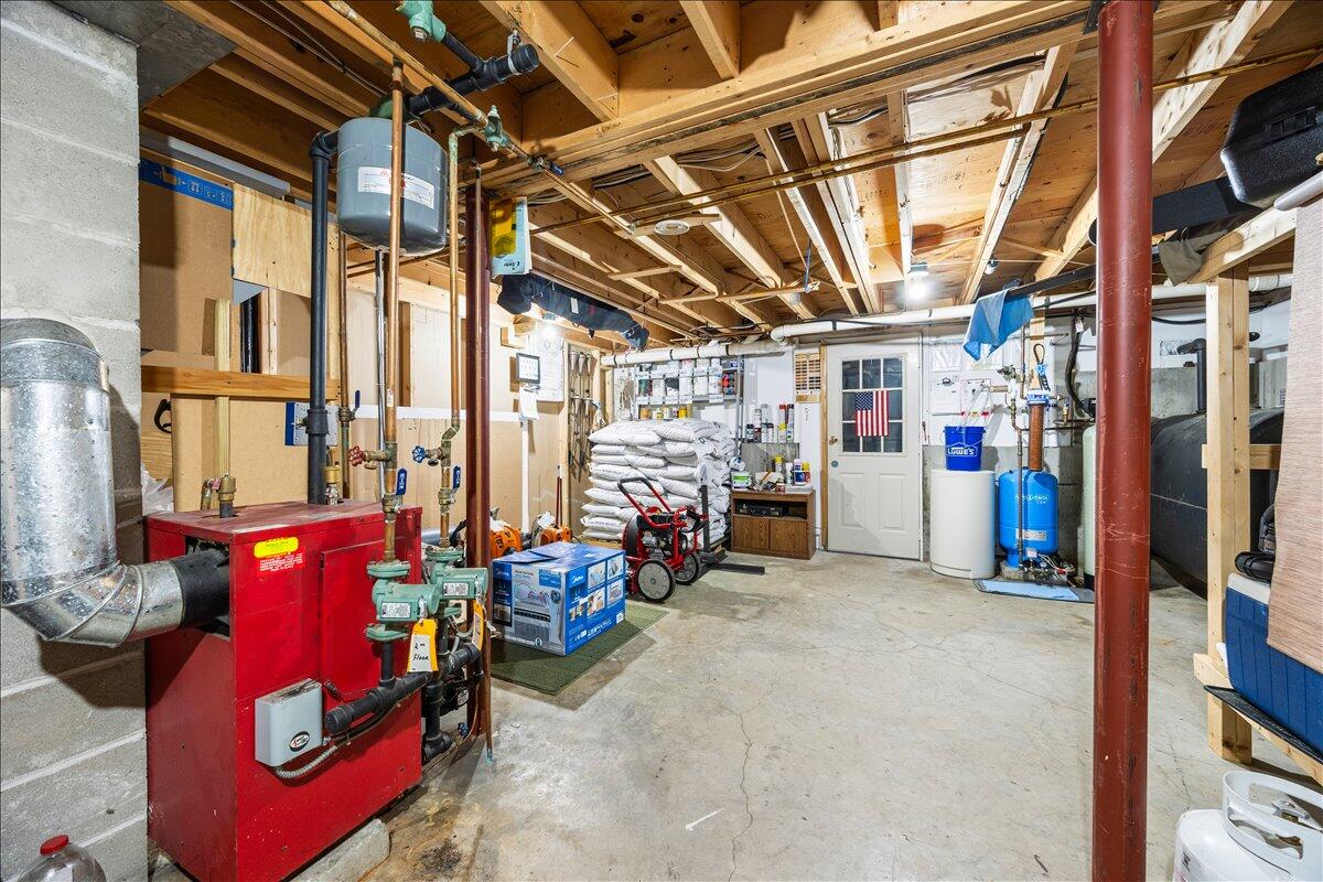 225 Holmes Road Scarborough, ME 04074 - Photo 35 of 37 35-225 Holmes-35