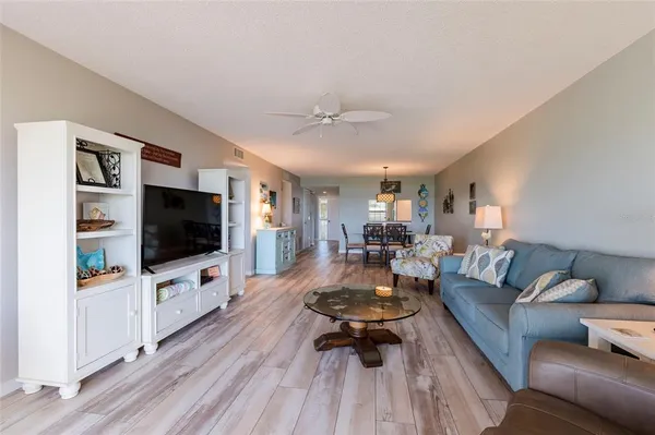 $3,200 | 1343 Perico Point Circle, Unit 117, Bradenton, FL 34209