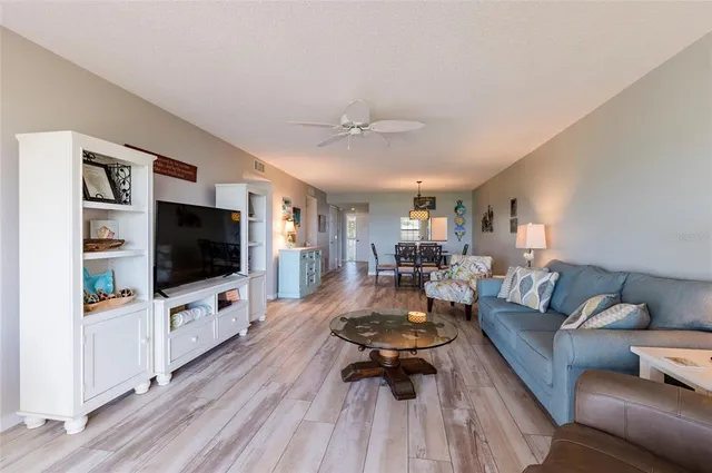 $3,200 | 1343 Perico Point Circle, Unit 117, Bradenton, FL 34209