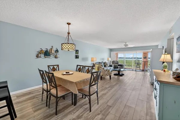 $3,200 | 1343 Perico Point Circle, Unit 117, Bradenton, FL 34209