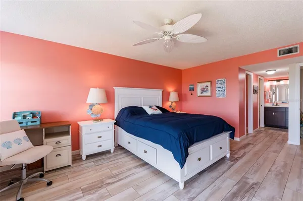 $3,200 | 1343 Perico Point Circle, Unit 117, Bradenton, FL 34209