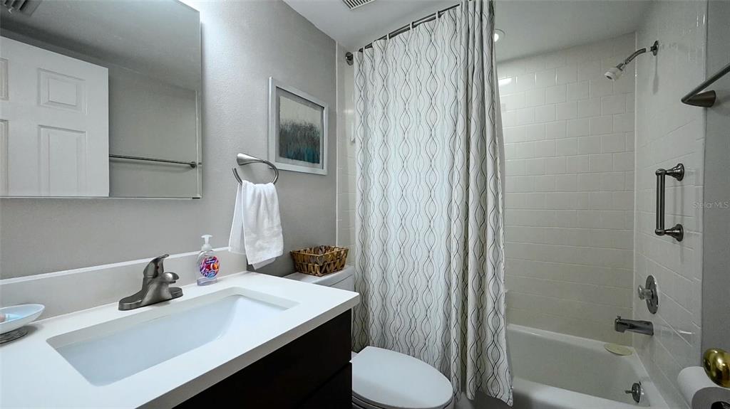 1343 Perico Point Circle, Unit 117 Bradenton, FL 34209 - Photo 32 of 53