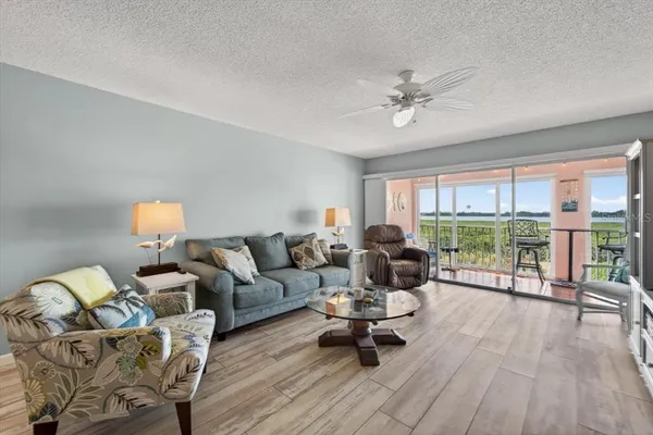 $3,200 | 1343 Perico Point Circle, Unit 117, Bradenton, FL 34209