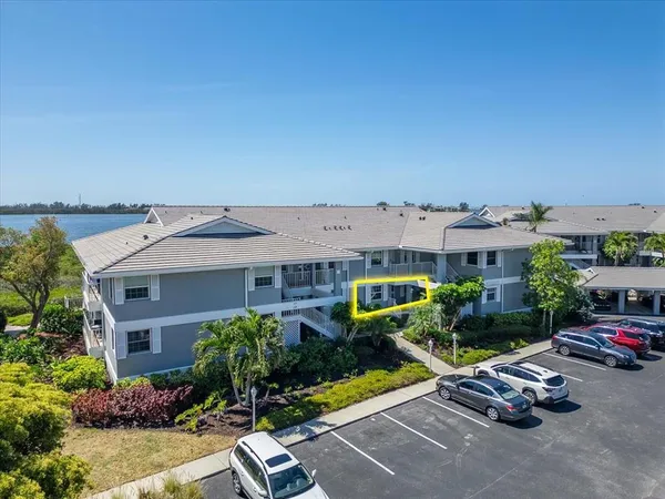 $3,200 | 1343 Perico Point Circle, Unit 117, Bradenton, FL 34209