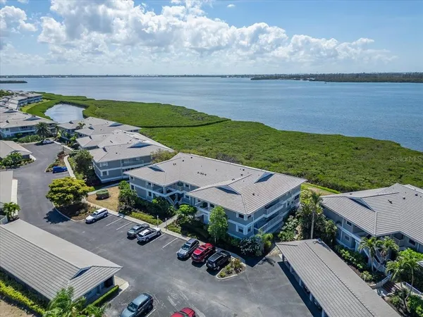 $3,200 | 1343 Perico Point Circle, Unit 117, Bradenton, FL 34209
