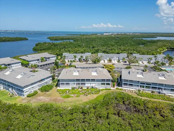 $3,200 | 1343 Perico Point Circle, Unit 117, Bradenton, FL 34209