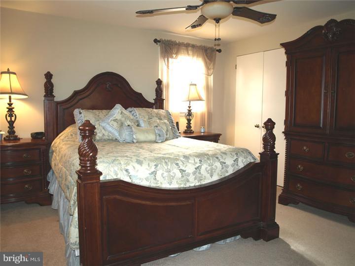 11 Yorkshire Road Hamilton, NJ 08610 - Photo 8 of 19 Bedroom - Main