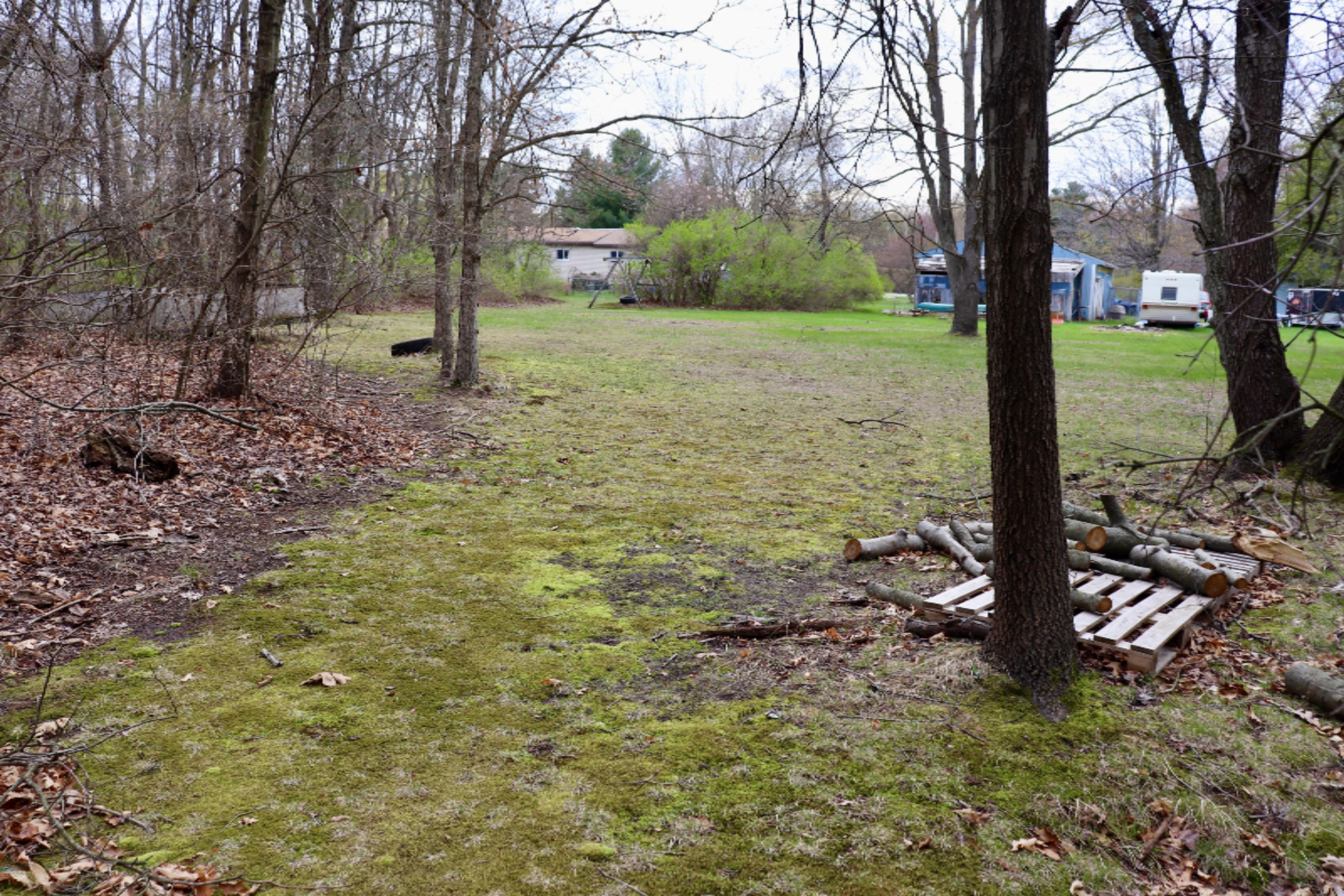 1170 South Mill Iron Road Muskegon, MI 49442 - Photo 8 of 21 IMG_9423
