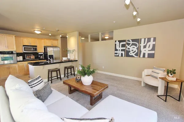 $420,000 | 406 South 13th Street, Unit 303, Boise, ID 83702