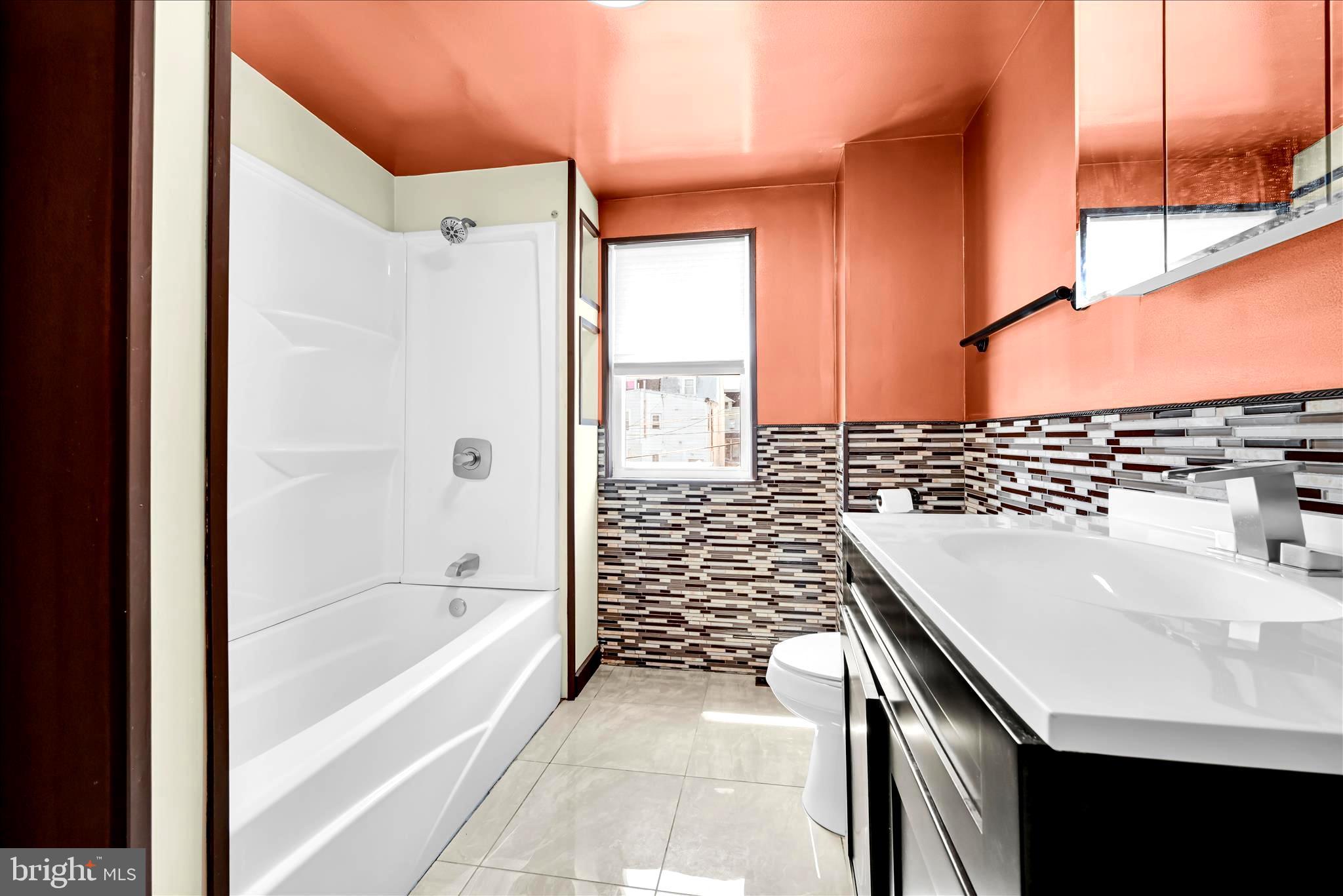 744 Pear Street Reading, PA 19601 - Photo 17 of 28 Bathroom