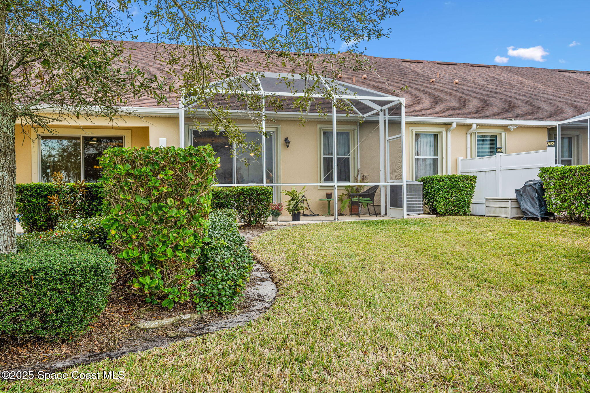 5647 Tamarac Drive Melbourne, FL 32940 - Photo 18 of 30 28-web-or-mls-DSC_2082