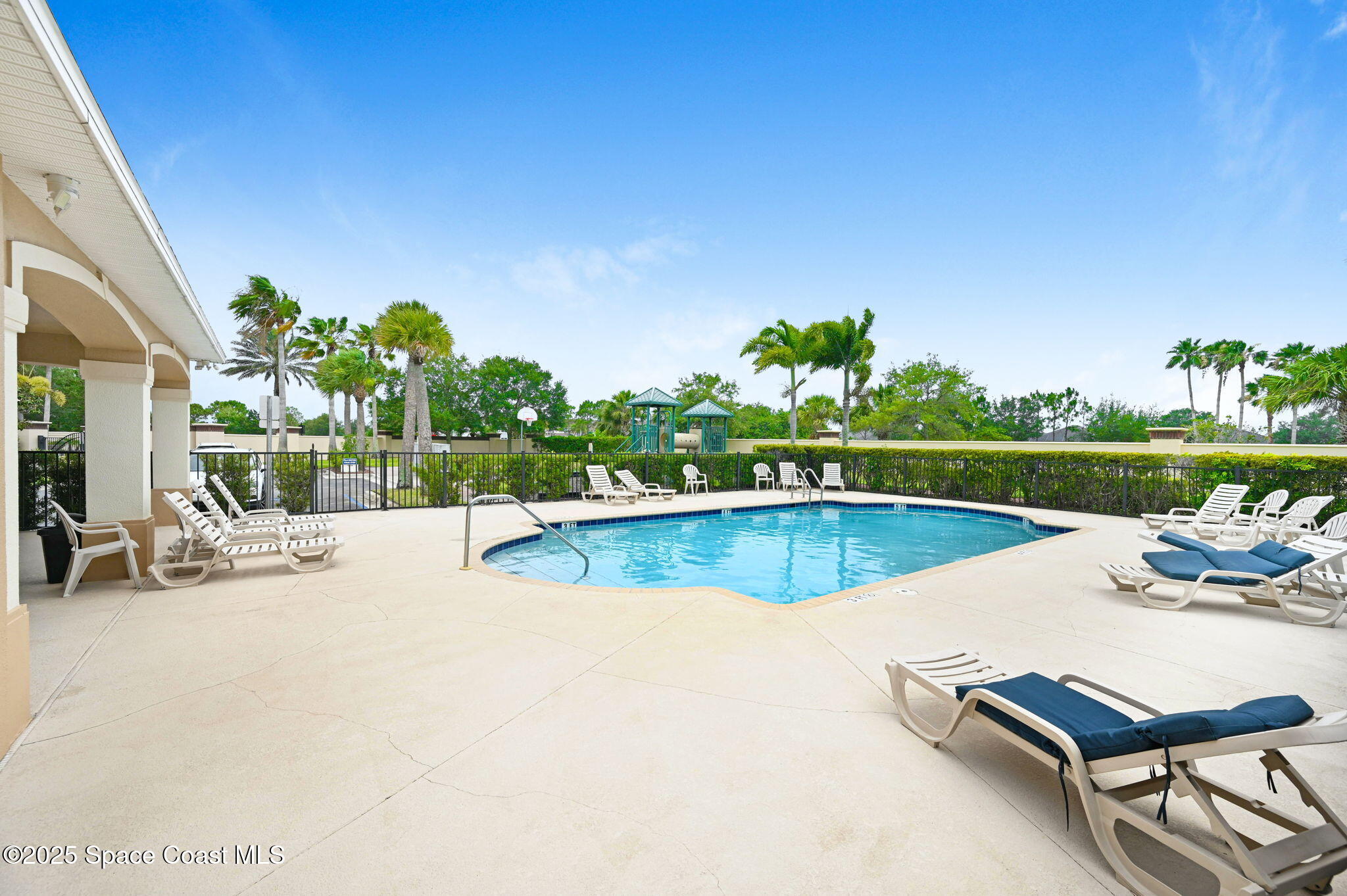 5647 Tamarac Drive Melbourne, FL 32940 - Photo 23 of 30 40-web-or-mls-DSC_9585