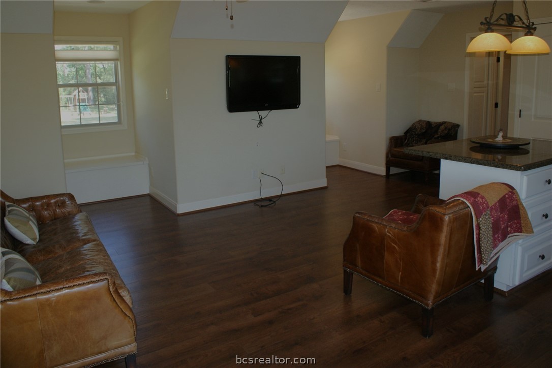 259 Memphis Bell Lane Trinity, TX 75862 - Photo 28 of 50 a living room with furniture and a flat screen tv
