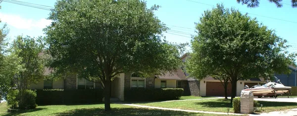 $775,000 | 259 Memphis Bell Lane, Trinity, TX 75862
