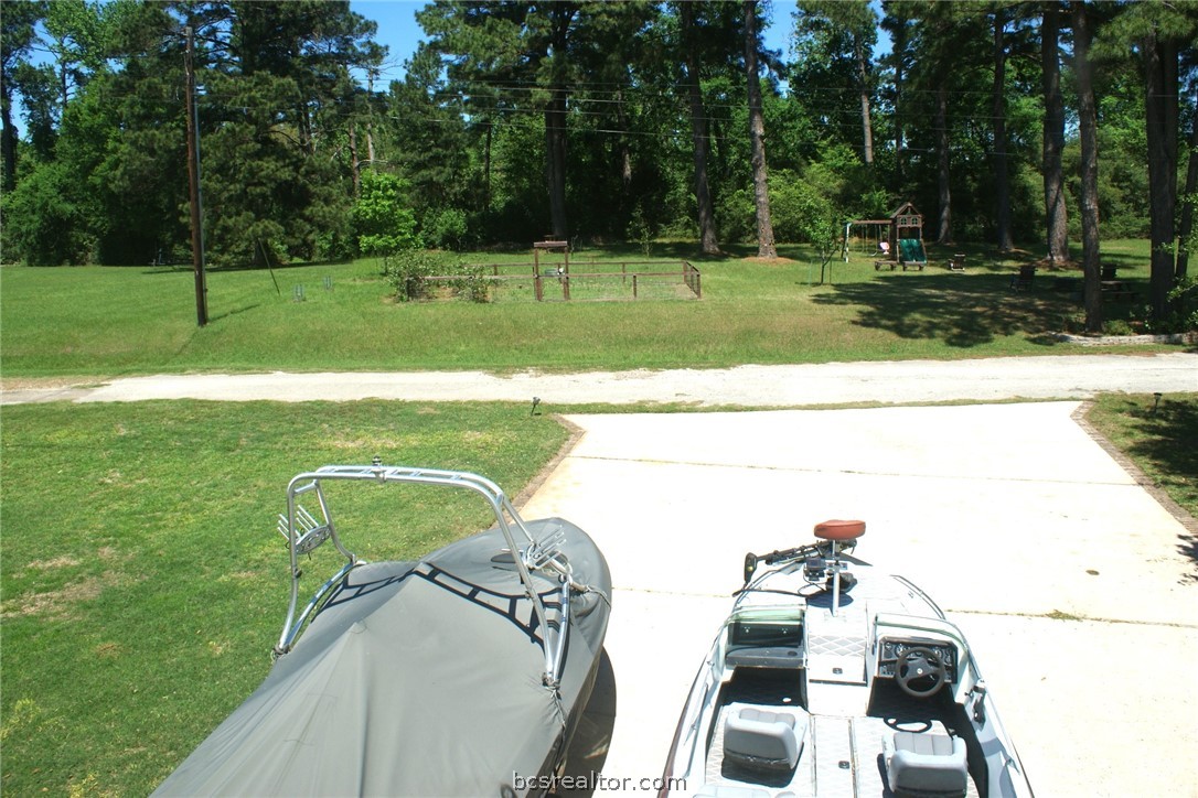 259 Memphis Bell Lane Trinity, TX 75862 - Photo 6 of 50 Garden and play area