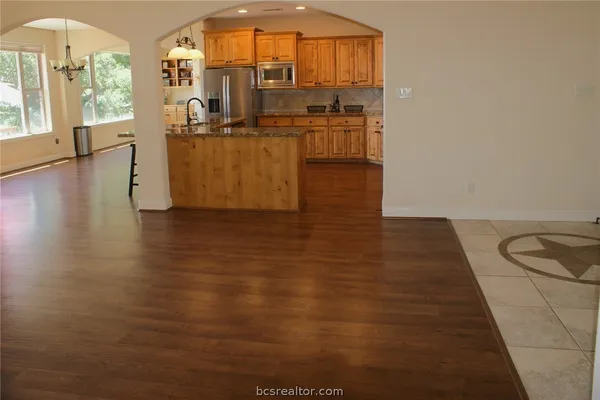 $775,000 | 259 Memphis Bell Lane, Trinity, TX 75862