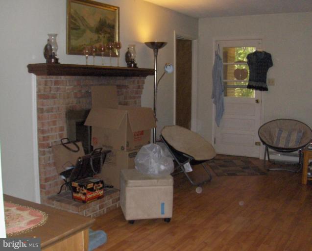 6311 Balls Mill Road Midland, VA 22728 - Photo 6 of 8 Family Room