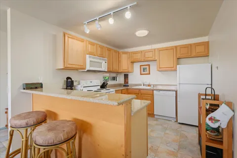 $685,000 | 78-7070 Keauhou Punahele Ii, Unit E203, Kailua-Kona, HI 96740