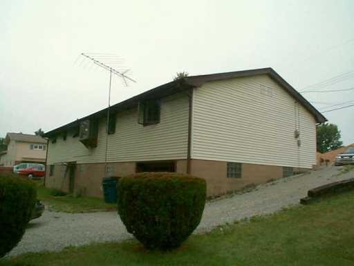129 Ridge Road Freedom, PA 15042 - Photo 3 of 6