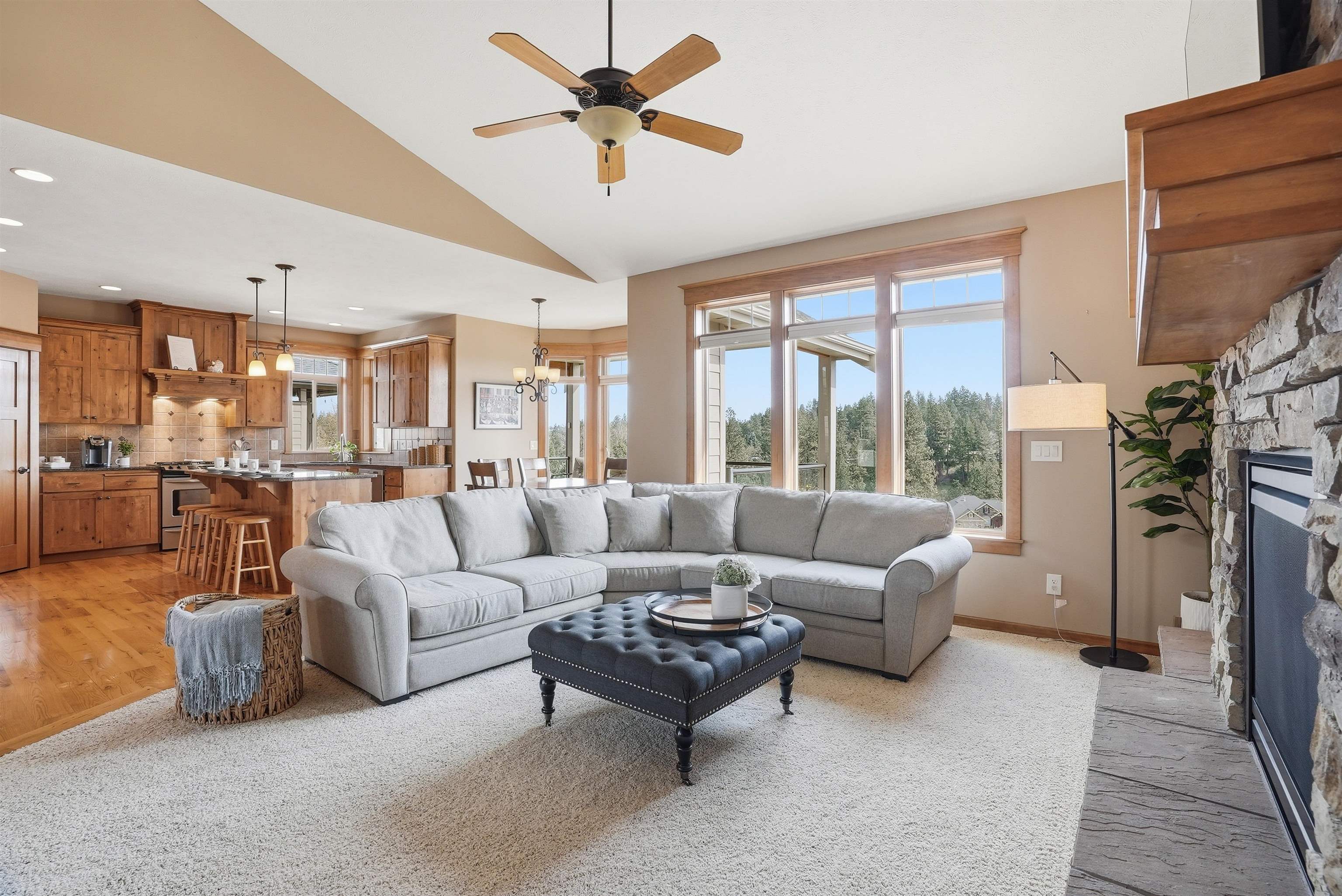 1608 North Rim View Street Spokane, WA 99224 - Photo 8 of 49 Gallery Image 8