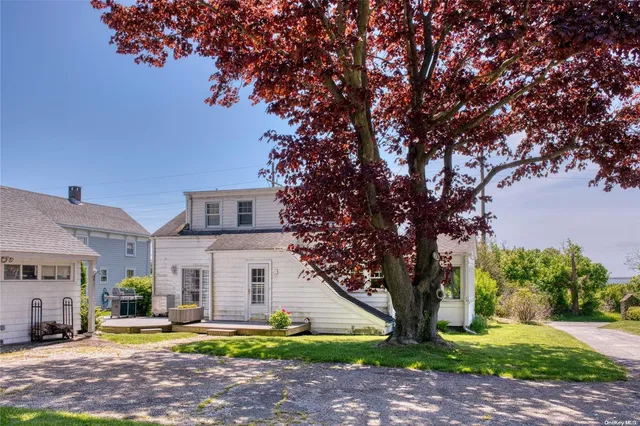 $1,200,000 | 20715 Main Road, Orient, NY 11957