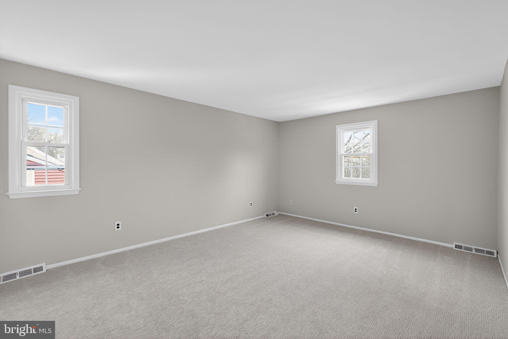 151 Eaton Drive Wayne, PA 19087 - Photo 5 of 30 Living Room