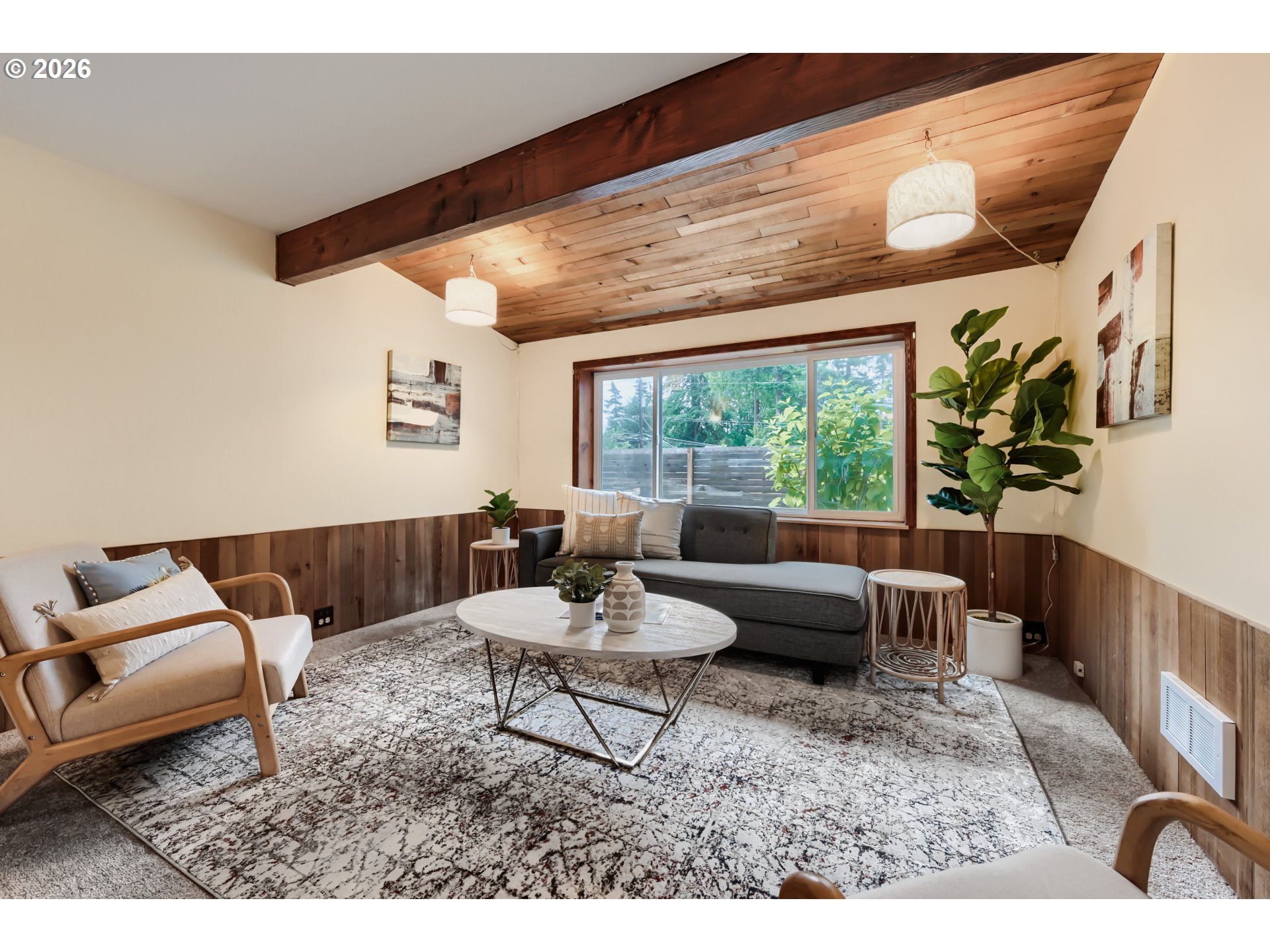 3740 Southwest Comus Street Portland, OR 97219 - Photo 5 of 33
