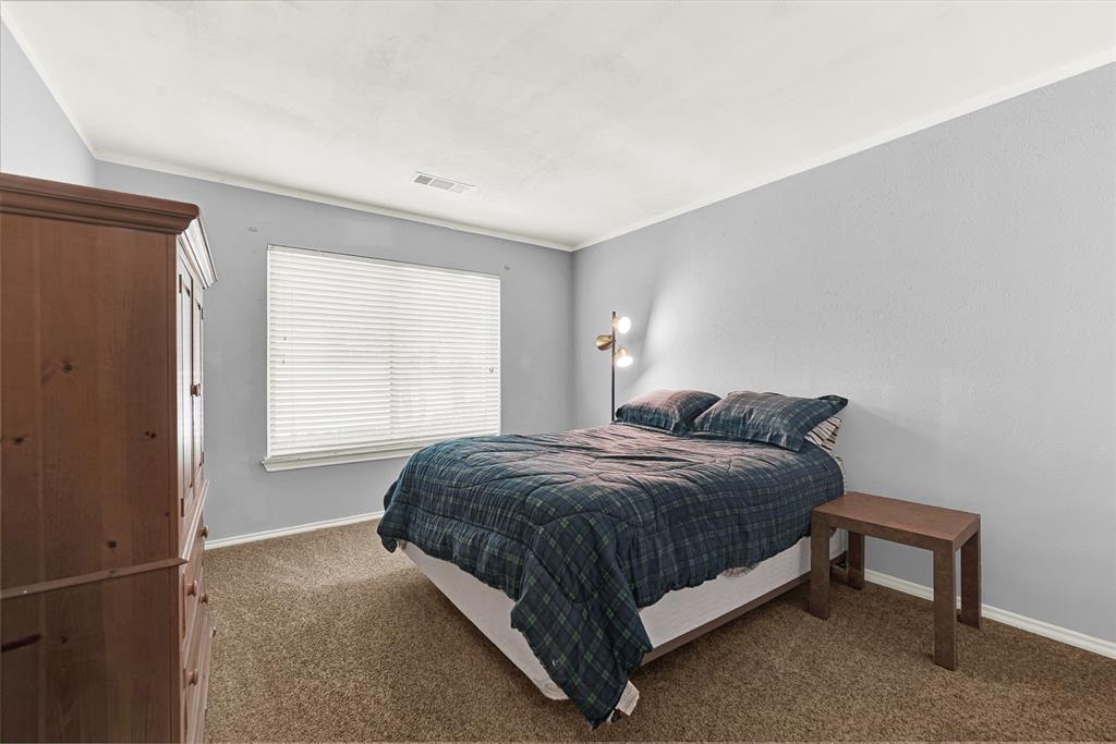 8344 Old Moss Road Dallas, TX 75231 - Photo 13 of 23
