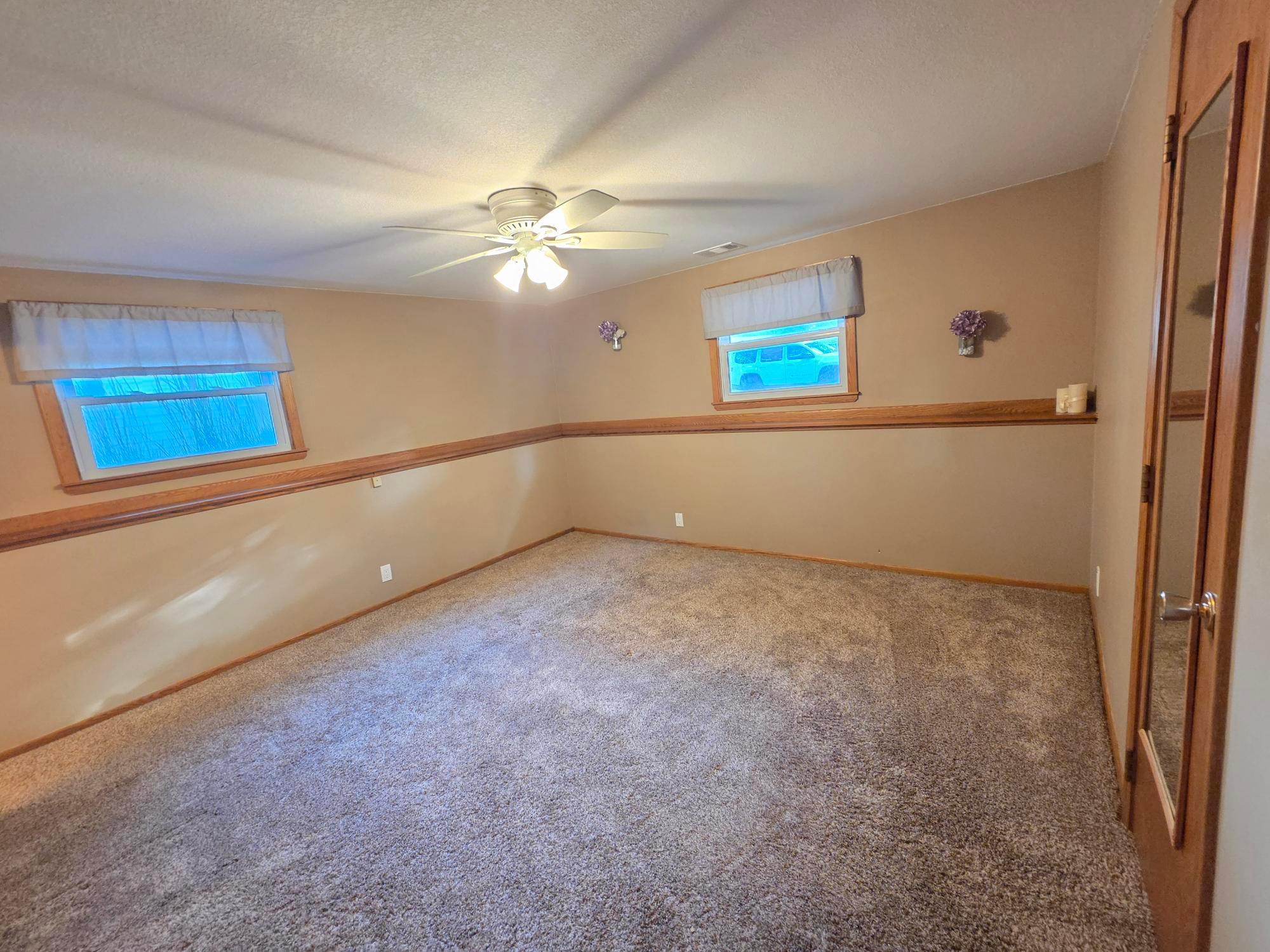 411 Ridge Road Albert Lea, MN 56007 - Photo 48 of 58 Gallery Image 48