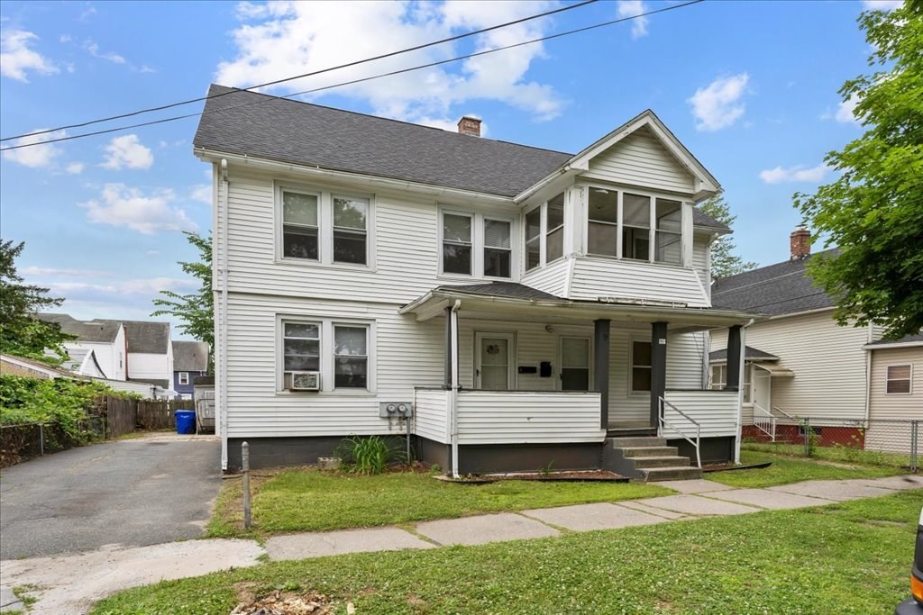 9 Shamrock Street Springfield, MA 01108 - Photo 3 of 40