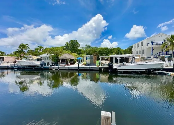 $700,000 | 8 Grassy Road, Key Largo, FL 33037