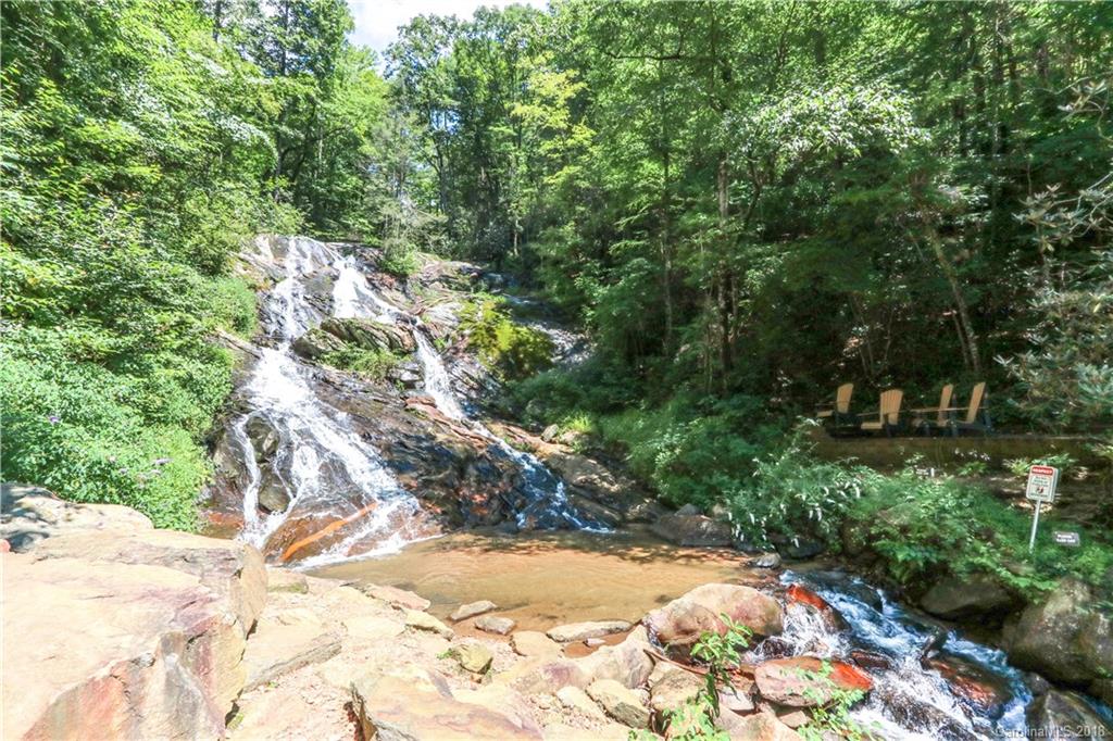 473 Bobcat Mountain Road Purlear, NC 28665 - Photo 2 of 30
