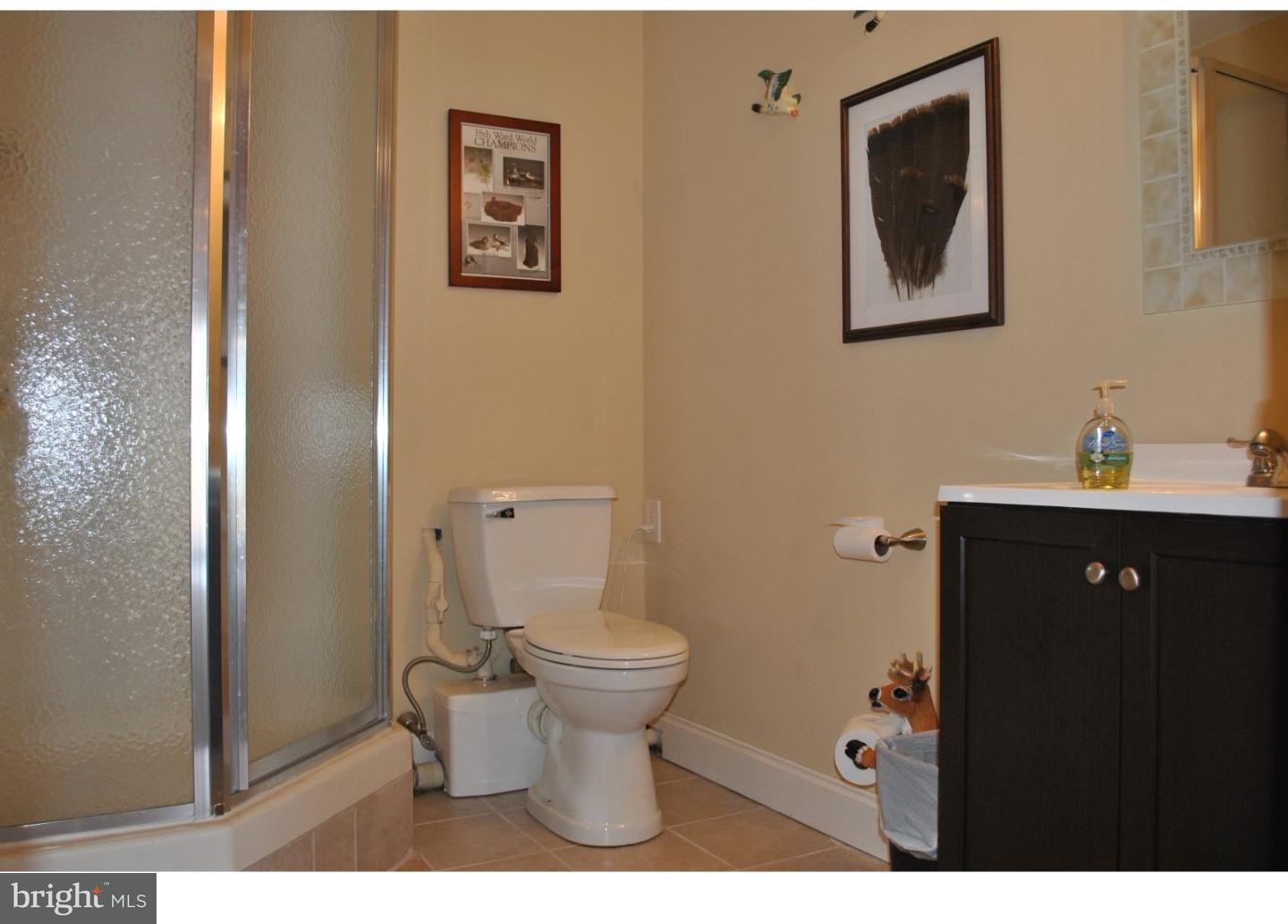 589 Cherry Road Souderton, PA 18964 - Photo 22 of 25 Bathroom