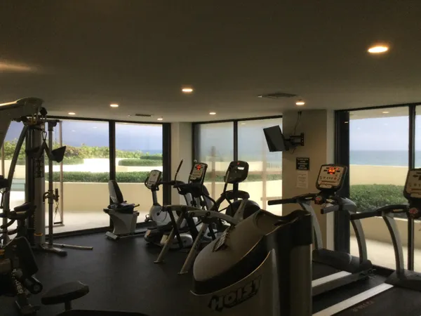 $3,500 | 5280 North Ocean Drive, Unit 5A, Singer Island, FL 33404