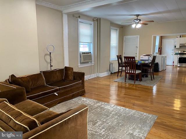 405 Holly Road Lansdowne, PA 19050 - Photo 2 of 23 Living Room