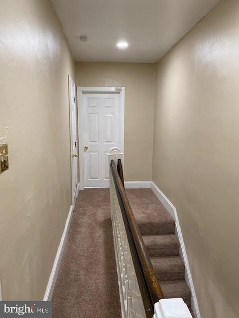 405 Holly Road Lansdowne, PA 19050 - Photo 13 of 23 2nd Floor Hallway