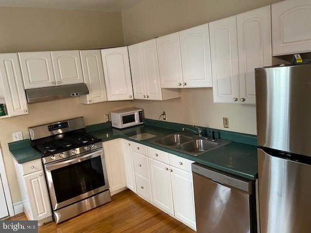 405 Holly Road Lansdowne, PA 19050 - Photo 9 of 23 Kitchen