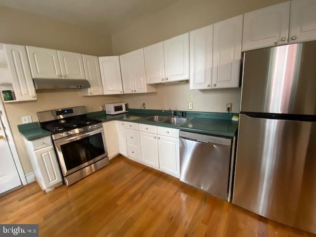 405 Holly Road Lansdowne, PA 19050 - Photo 10 of 23 Kitchen