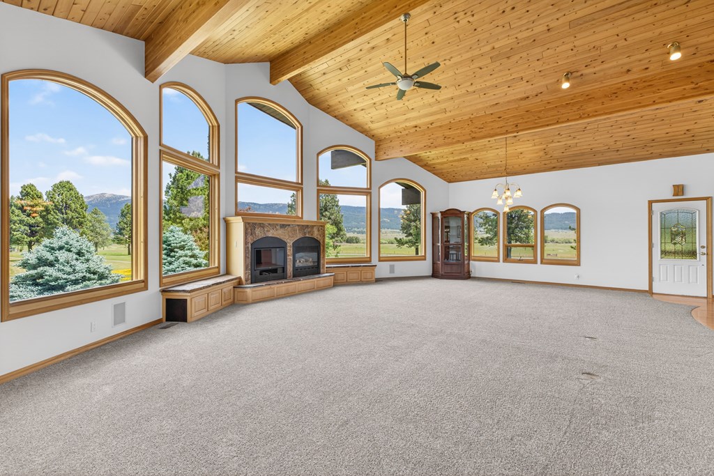 1999 Vardon Road New Meadows, ID 83654 - Photo 3 of 46 Living Room / Dining area, With Views of the mountains