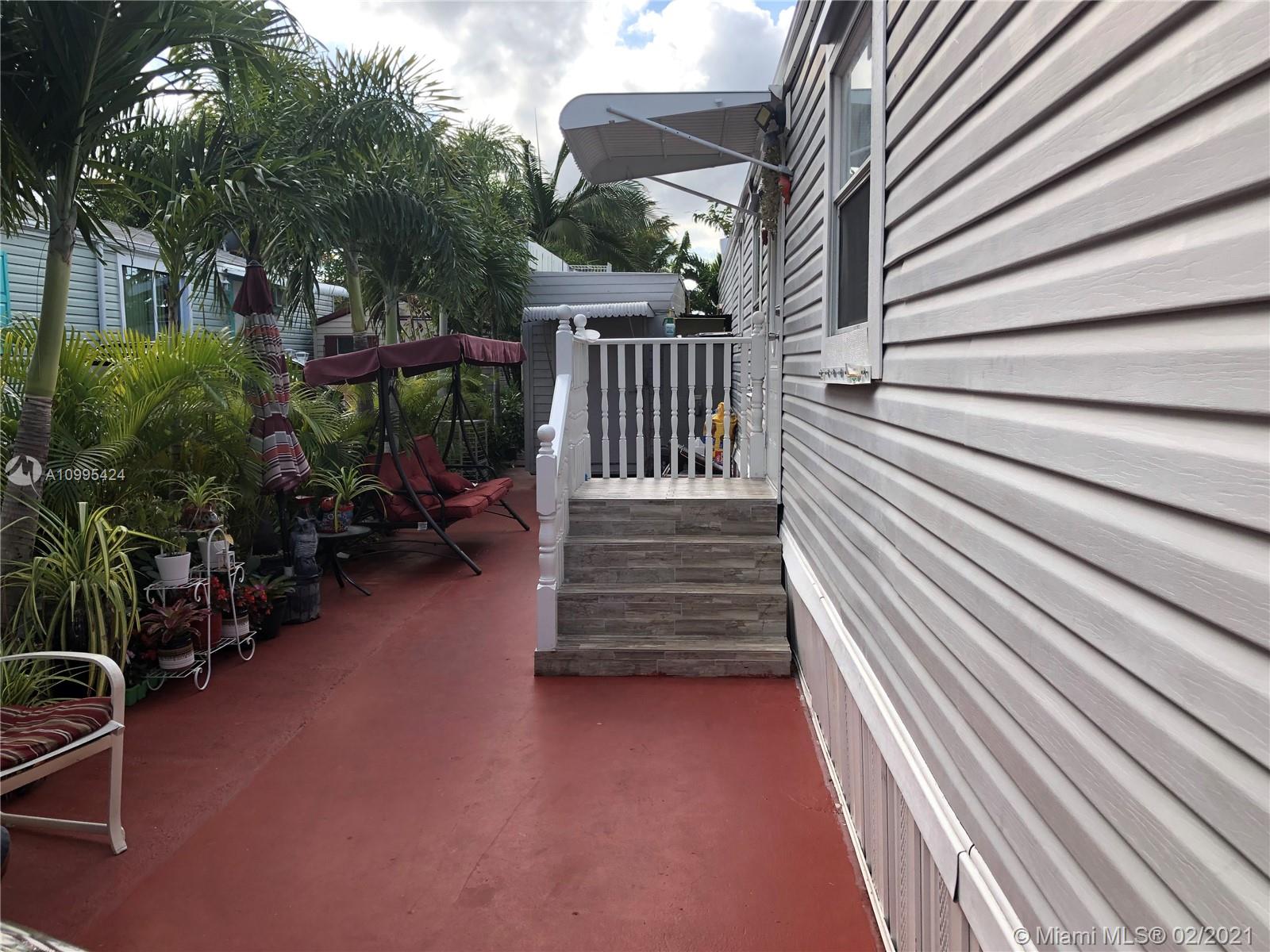 28501 Southwest 152nd Avenue, Unit 196 Homestead, FL 33033 - Photo 1 of 61