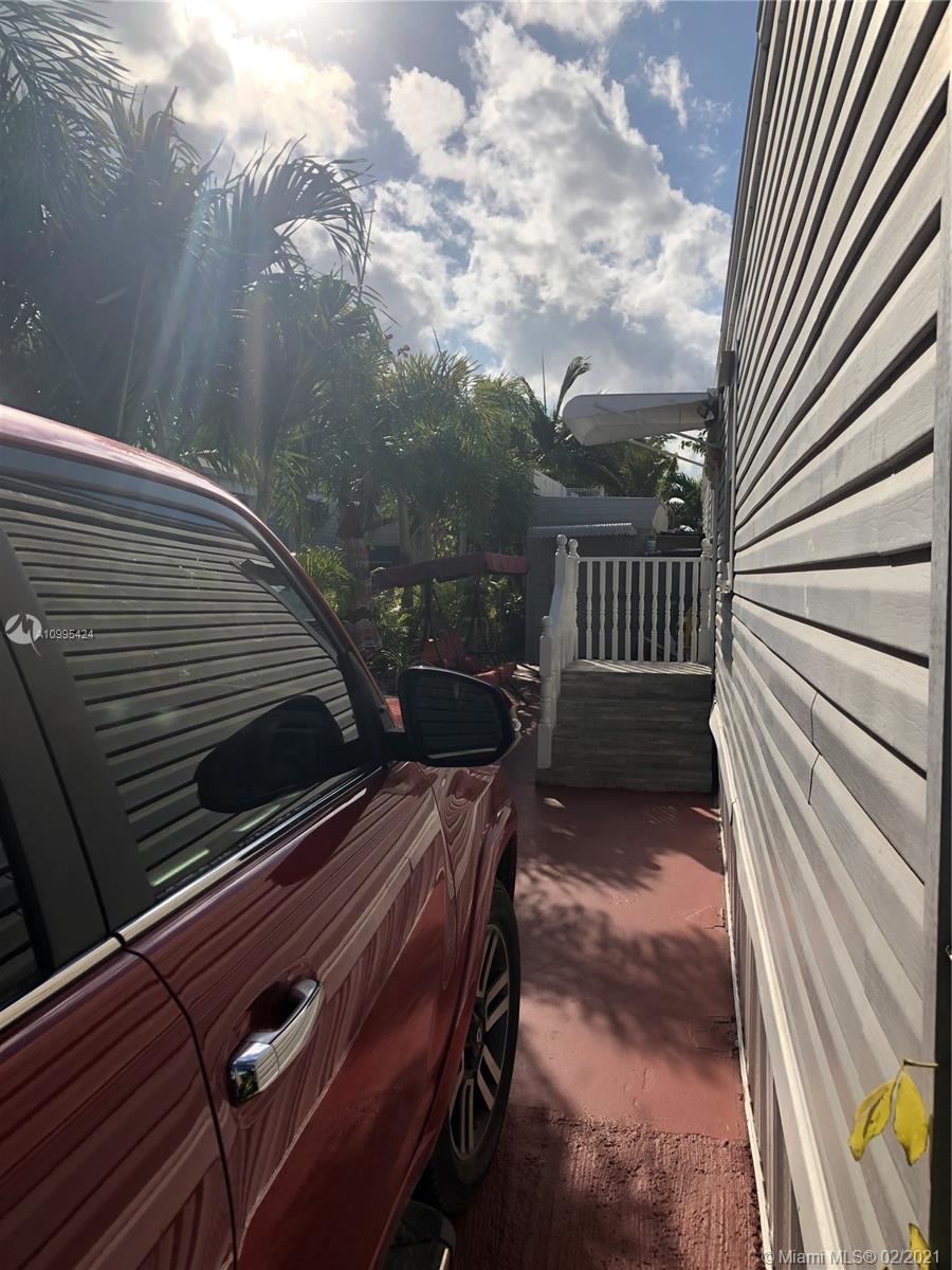 28501 Southwest 152nd Avenue, Unit 196 Homestead, FL 33033 - Photo 52 of 61
