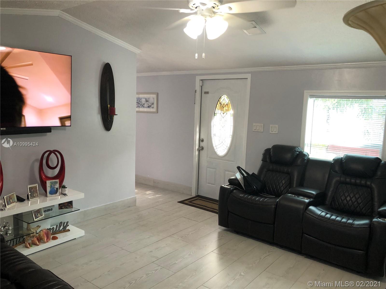 28501 Southwest 152nd Avenue, Unit 196 Homestead, FL 33033 - Photo 10 of 61