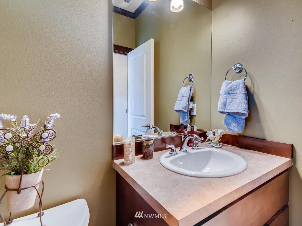16005 120th Avenue Northeast Bothell, WA 98011 - Photo 11 of 24 Gallery Image 11
