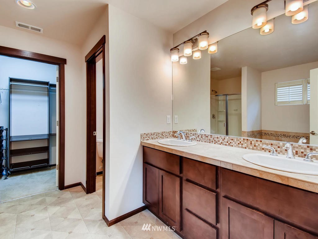 16005 120th Avenue Northeast Bothell, WA 98011 - Photo 13 of 24 Gallery Image 13