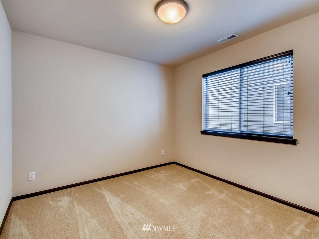 16005 120th Avenue Northeast Bothell, WA 98011 - Photo 15 of 24 Gallery Image 15