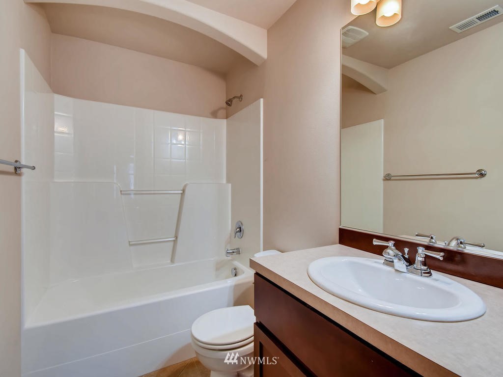 16005 120th Avenue Northeast Bothell, WA 98011 - Photo 19 of 24 Gallery Image 19