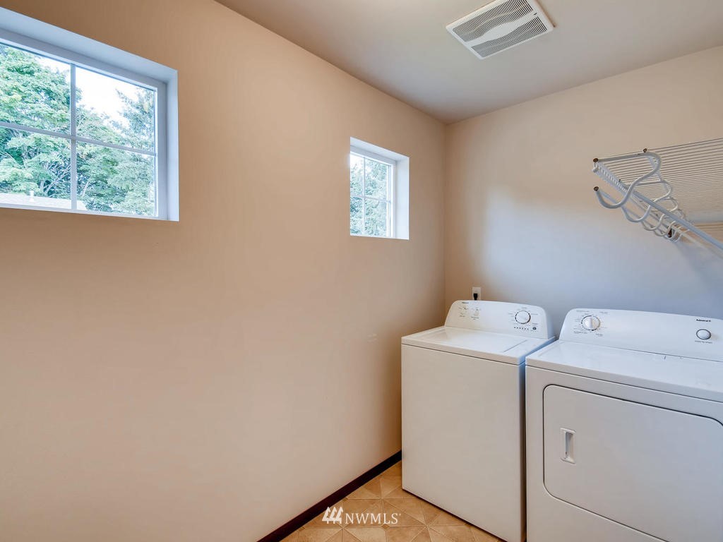 16005 120th Avenue Northeast Bothell, WA 98011 - Photo 20 of 24 Gallery Image 20