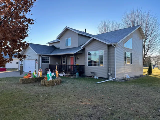 $449,000 | 420 7th Street Northeast, Perham, MN 56573